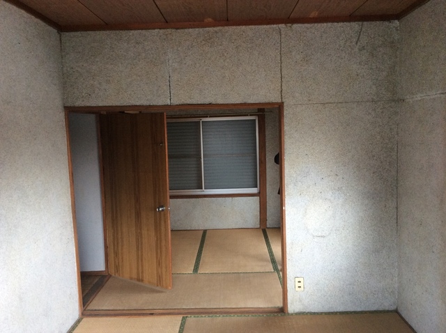 2階和室6帖01.JPG