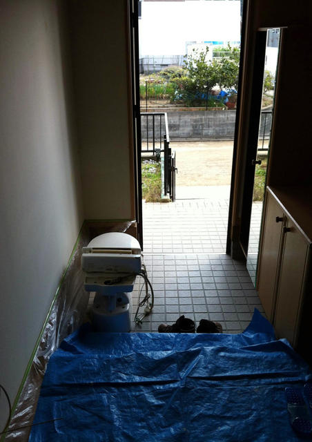 置場に困った便器.jpg